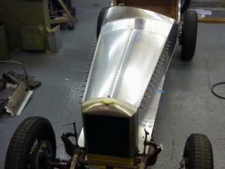 Invicta-Bonnet-01